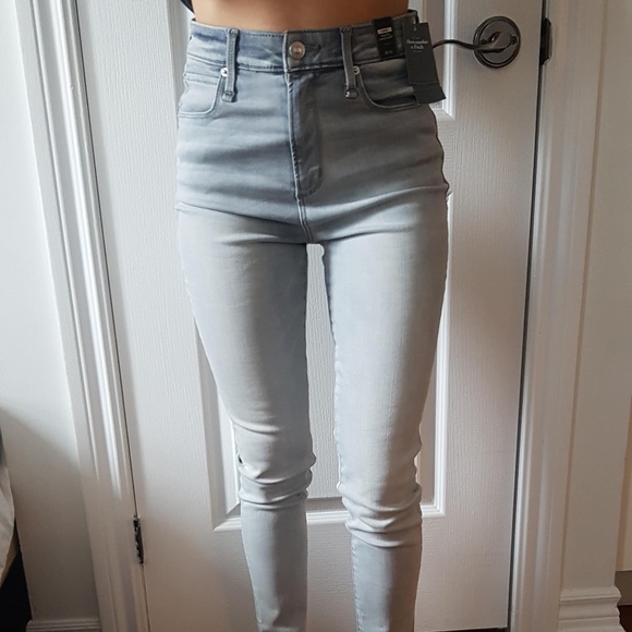 Abercrombie & Fitch High Rise Super Skinny Jean - short - Picture 5 of 7